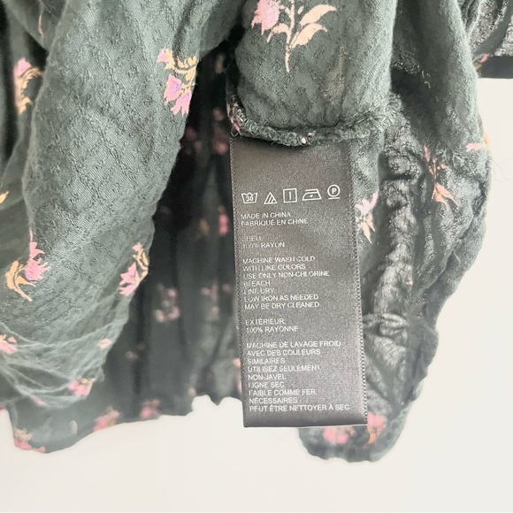 Urban Outfitters Babydoll Floral Scoop Neck Green Dress Extra Small Boho - Picture 5 of 8